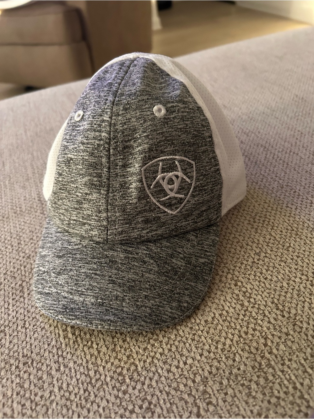 Infant Ariat hat